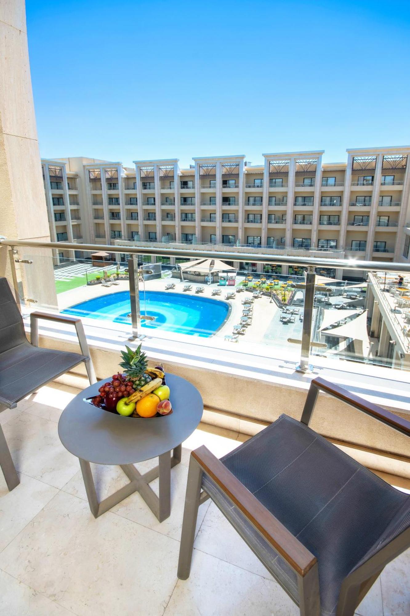 Triumph Luxury Il Cairo